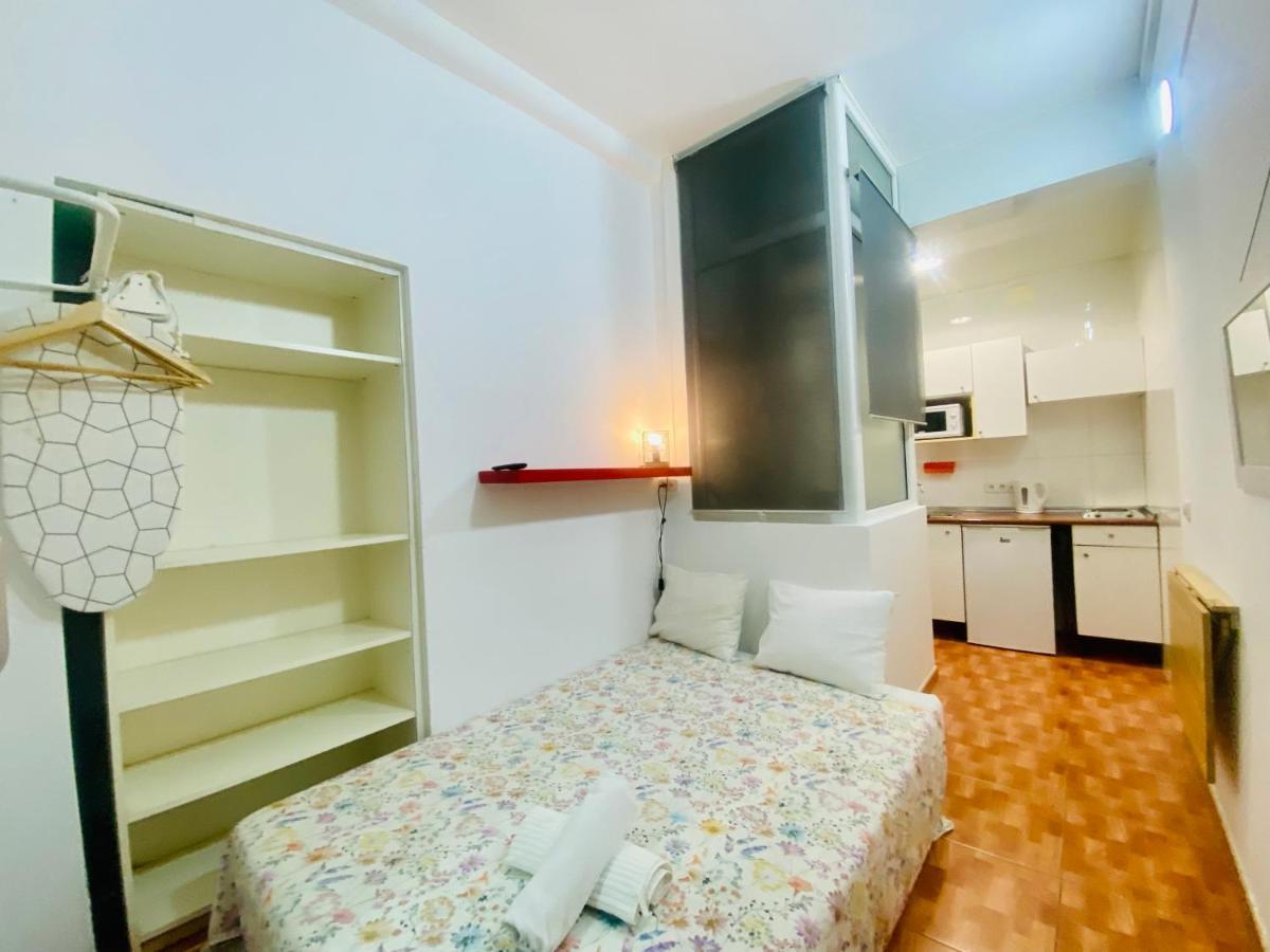 바르셀로나 01 Apartamento 2 ,3 아파트 외부 사진
